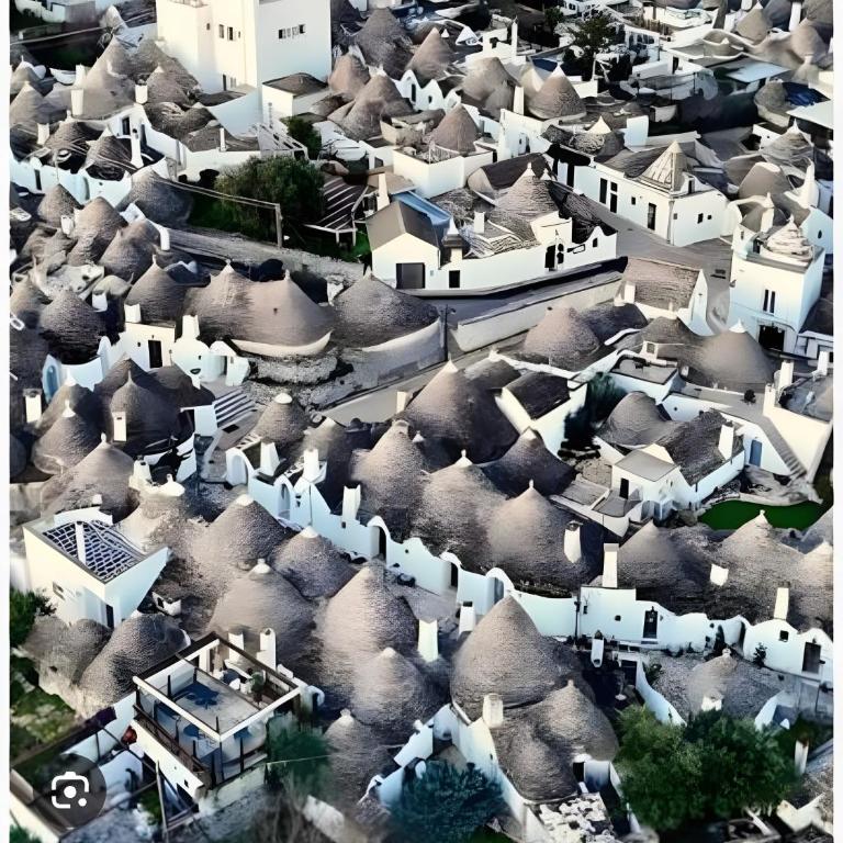 Trullo Suite in Masseria - Appartamento Deluxe con 2 Camere da Letto e Vista Giardino - 2