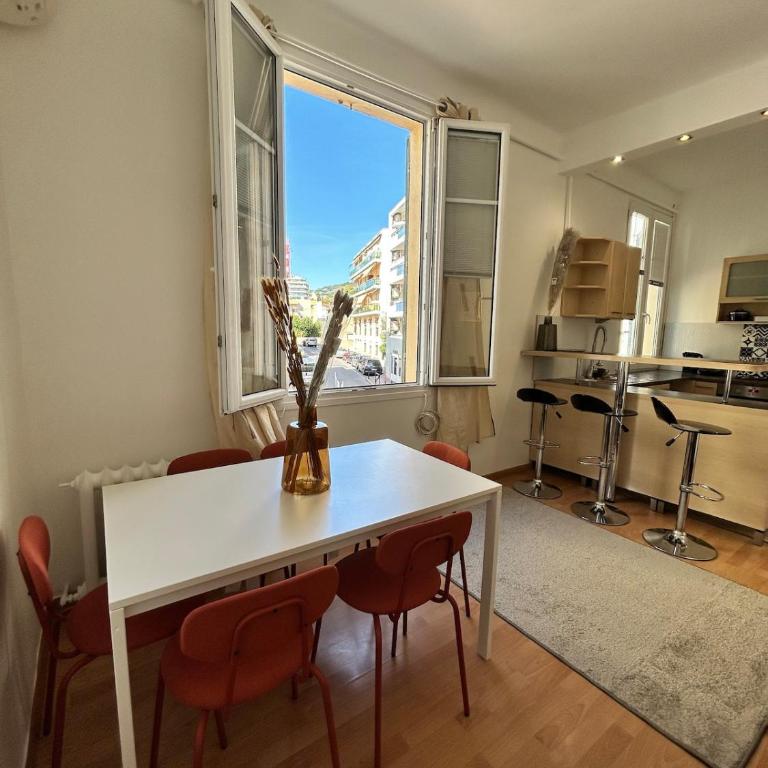 Cosy flat 10 min by walk from rue d Antibes - Appartement 3 Chambres - 26