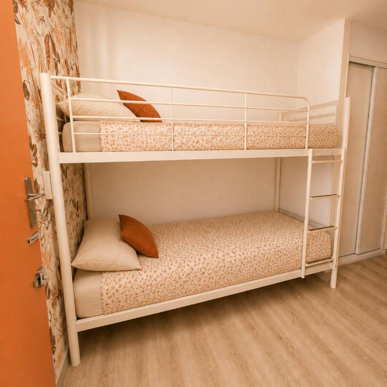 La Grande Motte - Studio double cabine 4-5p - Plage à pied - Parking privé - Terrasse - Apartment mit 1 Schlafzimmer - 19