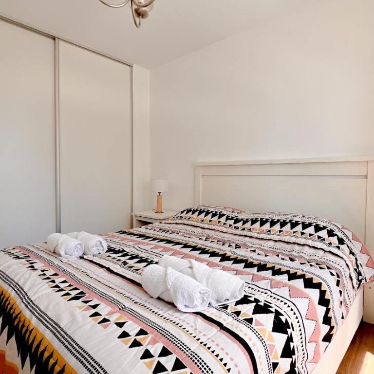 Depto Al A - Depto Zona Playa Grande para 4 PAX Con Cochera - Hola Sur - One-Bedroom Apartment with Balcony - 10