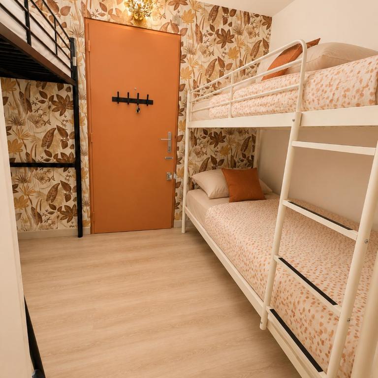 La Grande Motte - Studio double cabine 4-5p - Plage à pied - Parking privé - Terrasse - Apartment mit 1 Schlafzimmer - 18
