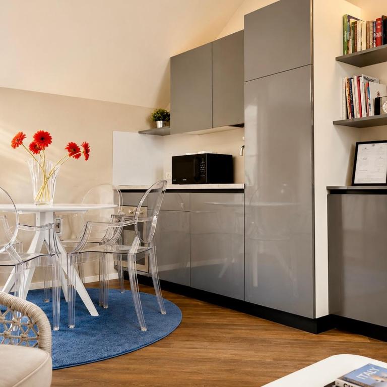 ComeCasa Attic 3 min walk from Duomo - Appartamento con 1 Camera da Letto - 13