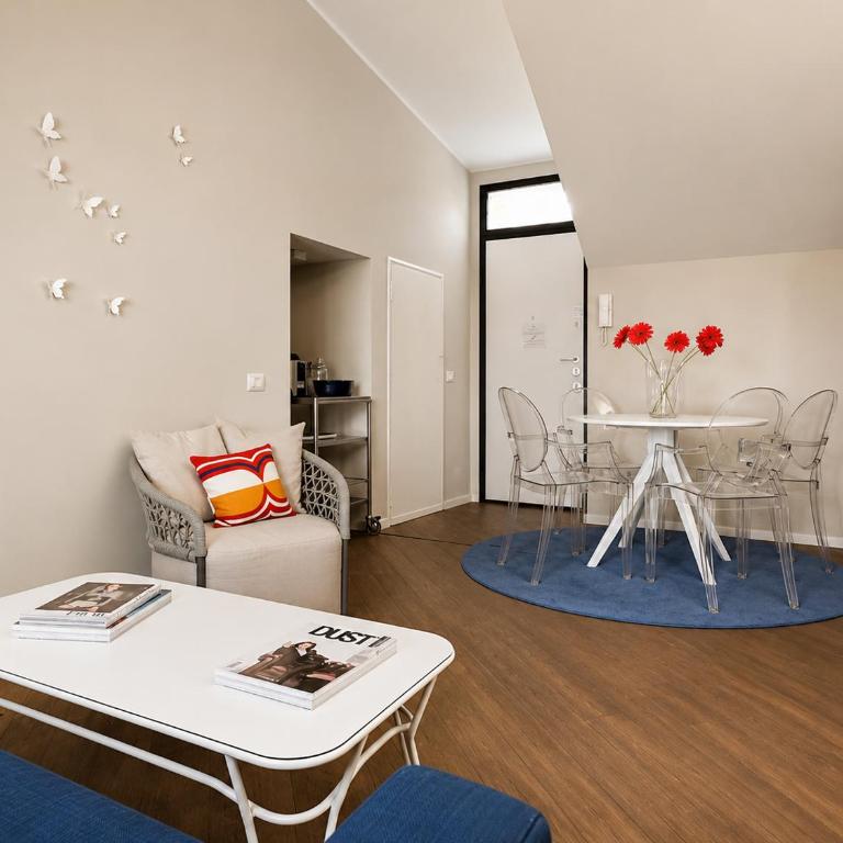 ComeCasa Attic 3 min walk from Duomo - Appartamento con 1 Camera da Letto - 12