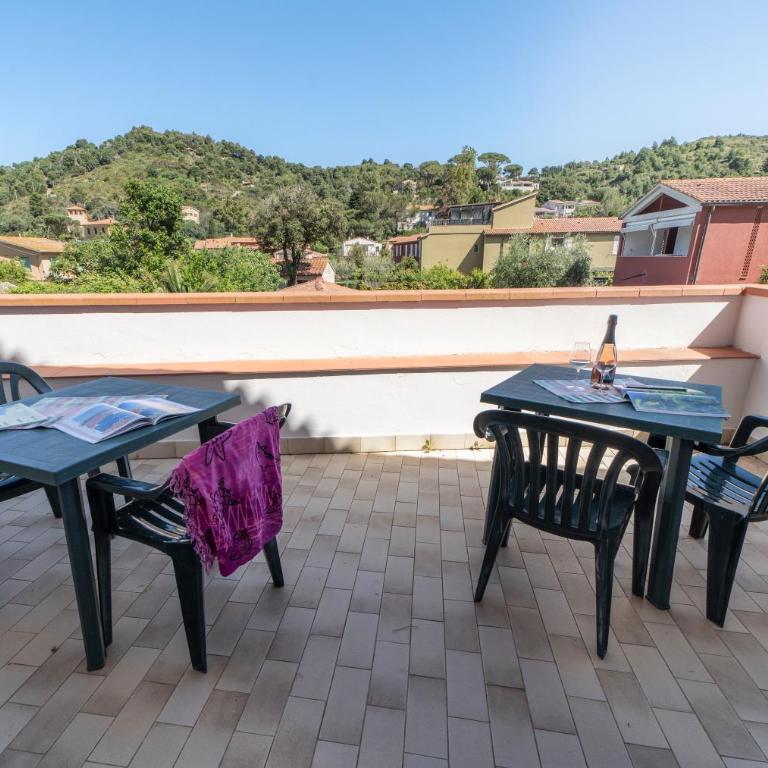 Residence Hotel Villa Mare - Camera Matrimoniale con Vista Giardino - 18