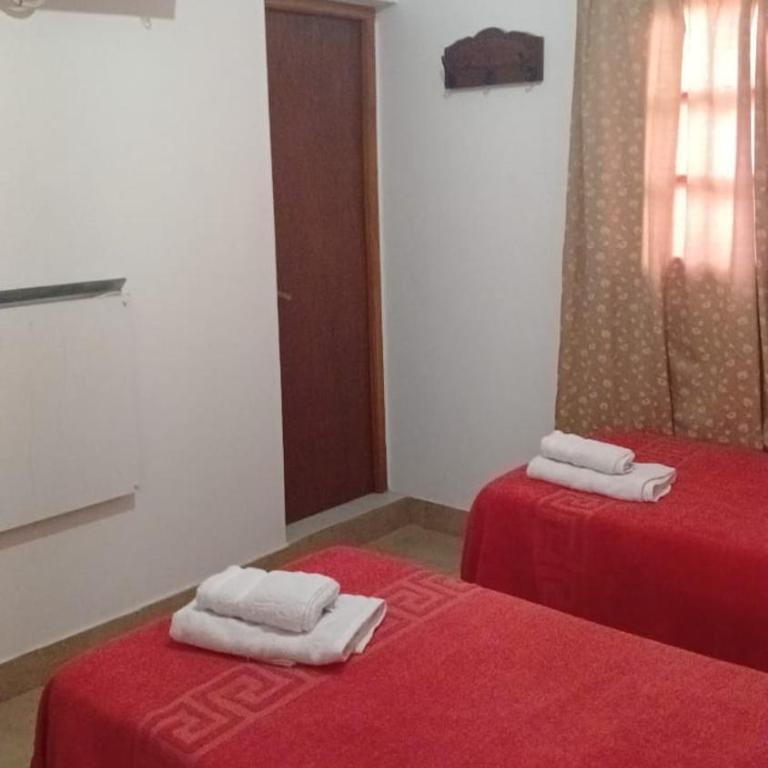 Hostal de las Flores - Habitación Doble - 2 camas - 4