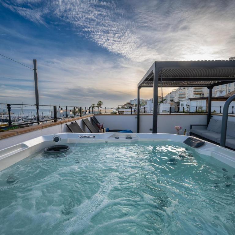 Central Marbella port townhouse w/ jacuzzi - Casa - 35