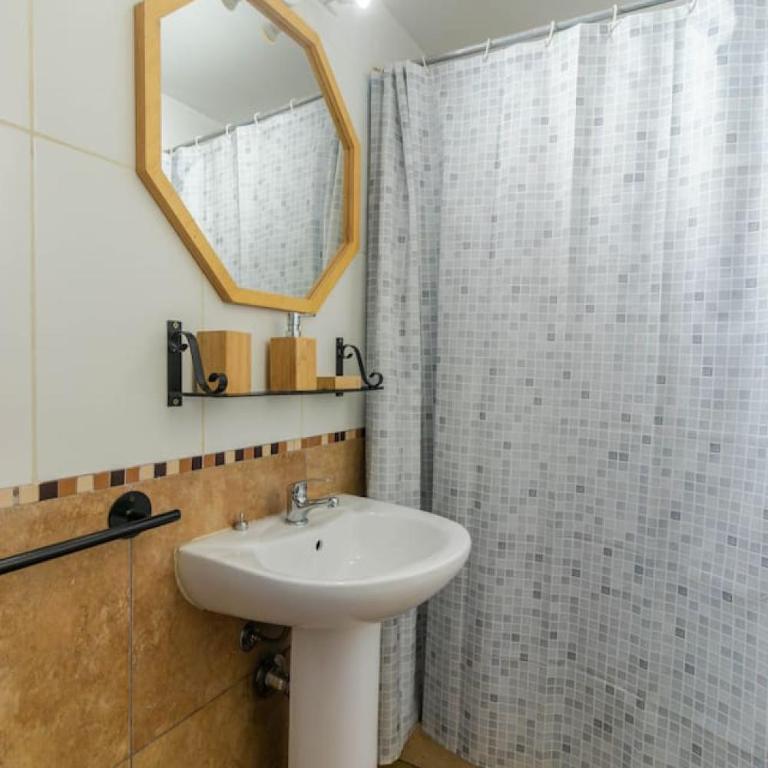 Luminoso y confortable a pasos del Parque Rodo - Apartamento - 2