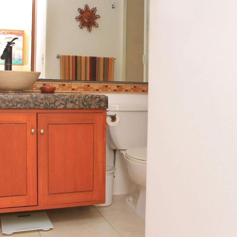 Ground floor Condo, Steps from Coco Beach and 5th Av - Apartment - 14