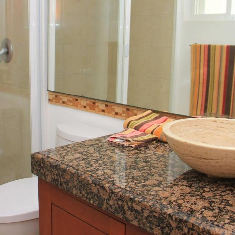 Ground floor Condo, Steps from Coco Beach and 5th Av - Apartment - 17