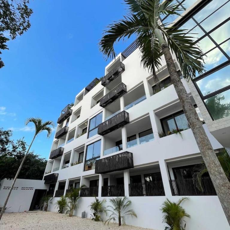 Apt with Private Plunge Pool and Rooftop - Appartement - 35