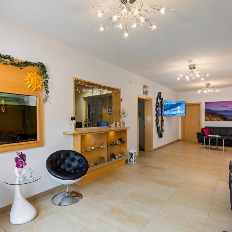 Aparthotel Alpendiamant Serfaus Wachter GmbH - Apartment mit 2 Schlafzimmern - 12