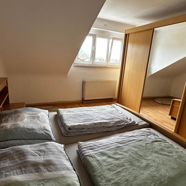 Monteurwohnung - Charmante und praktische Wohnung - Apartment mit 3 Schlafzimmern - 8