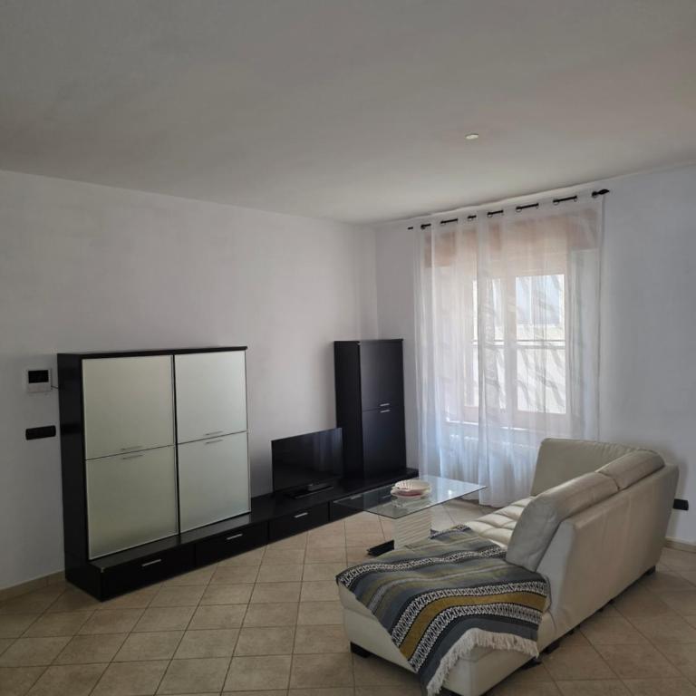 Lina's Home - Appartamento con 3 Camere da Letto - 13