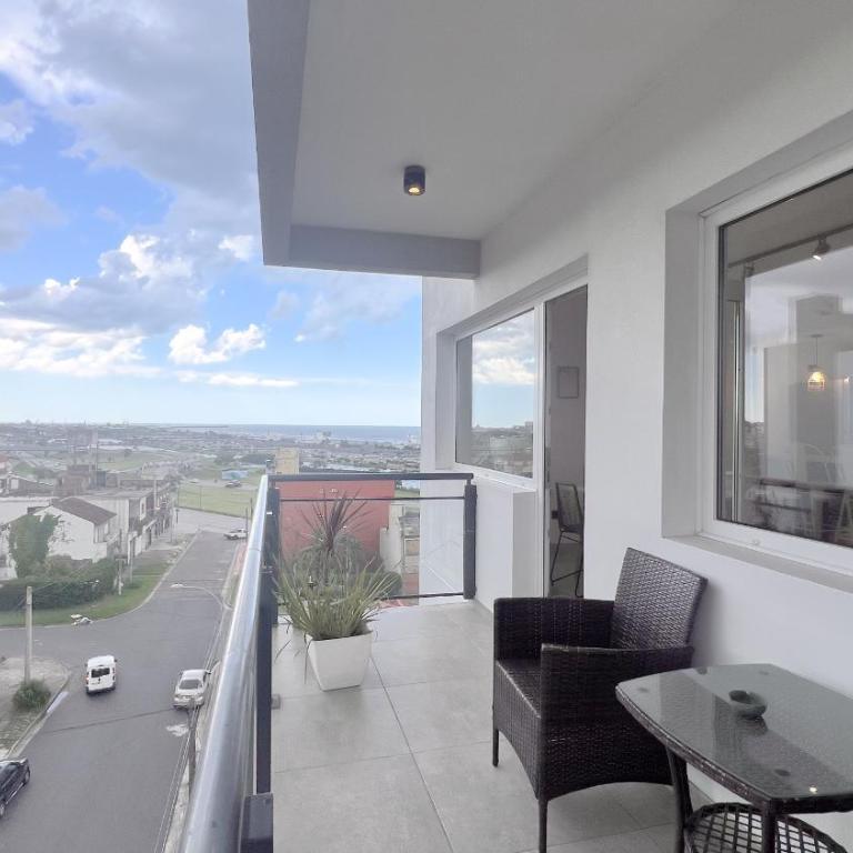 Depto Angel - Vista al Mar Punta Mogotes Para 4 personas Con cochera - Hola Sur - Two-Room Apartment - 6