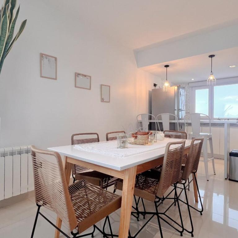 Depto Angel - Vista al Mar Punta Mogotes Para 4 personas Con cochera - Hola Sur - Two-Room Apartment - 15