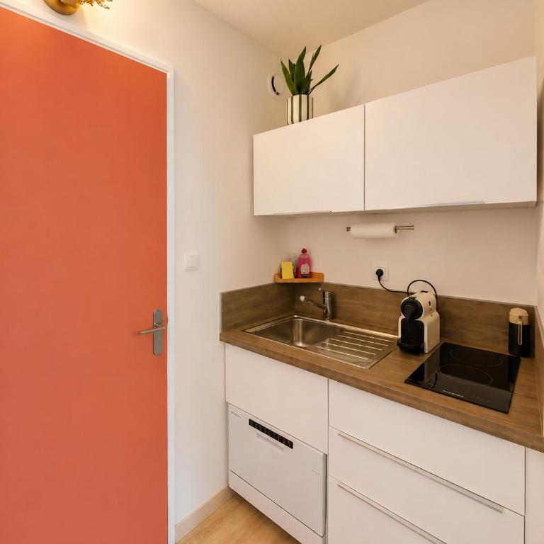 La Grande Motte - Studio double cabine 4-5p - Plage à pied - Parking privé - Terrasse - Apartment mit 1 Schlafzimmer - 8