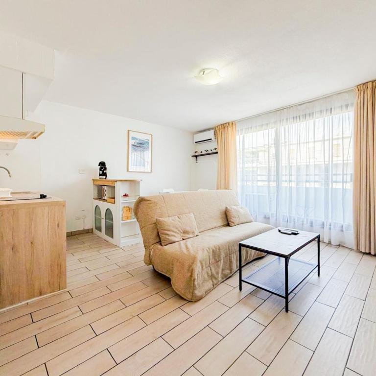 Coeur de Nice - Wifi, AC, Balcony - One-Bedroom Apartment - 13