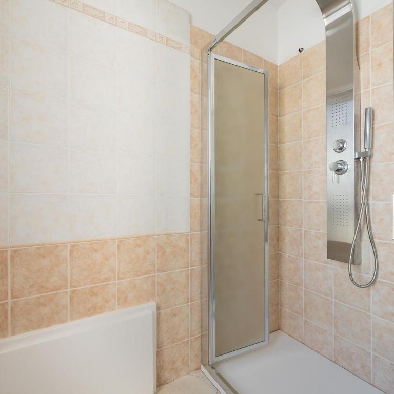 VILLA Paola - Casa con 5 Camere da Letto - 6