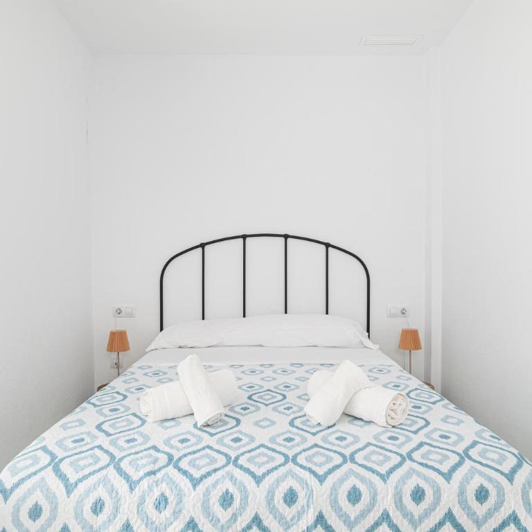Apartamento a 10 min de la playa y azotea con vistas a conil - Apartment mit 2 Schlafzimmern - 8