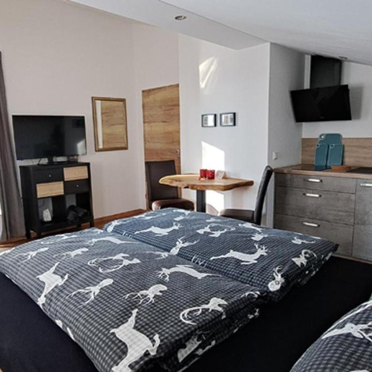 Fewo Wald & Wiese - Apartment - 4