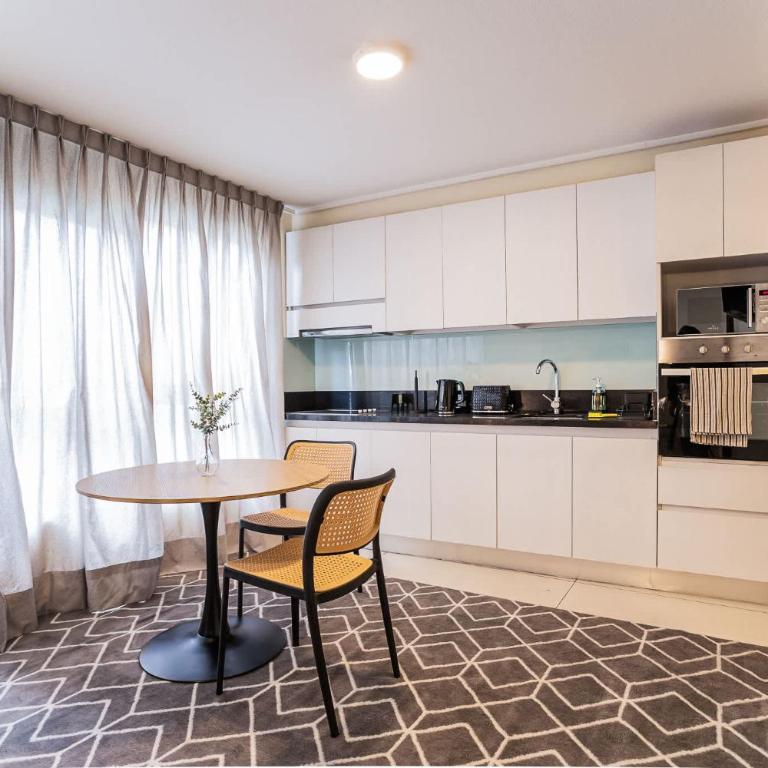 Descubre el Encanto de Las Condes en este Studio - Studio - 22