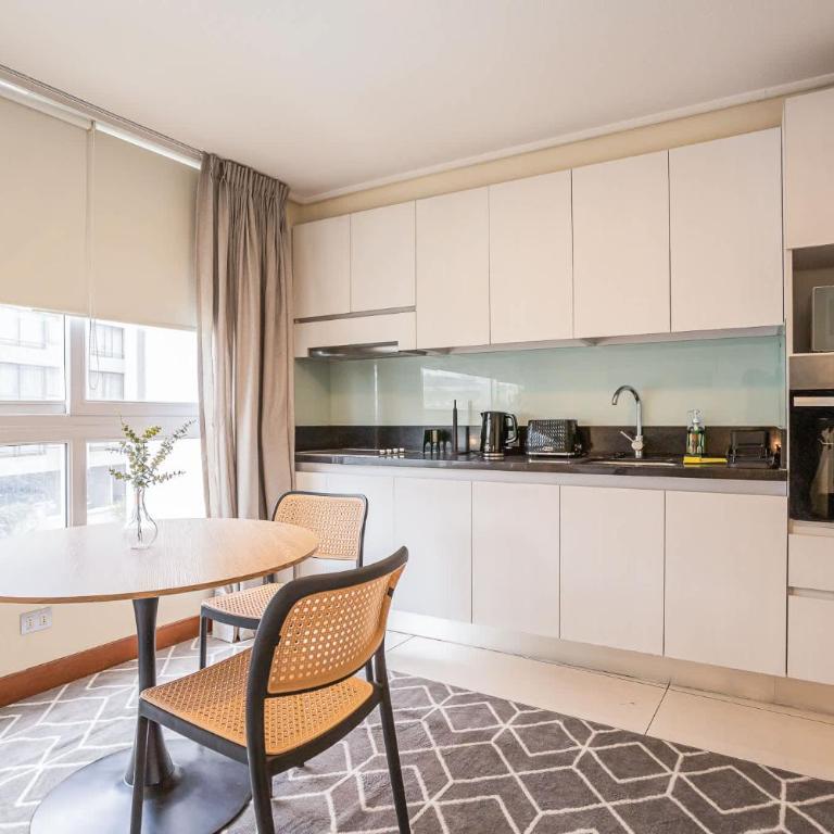 Descubre el Encanto de Las Condes en este Studio - Studio - 28