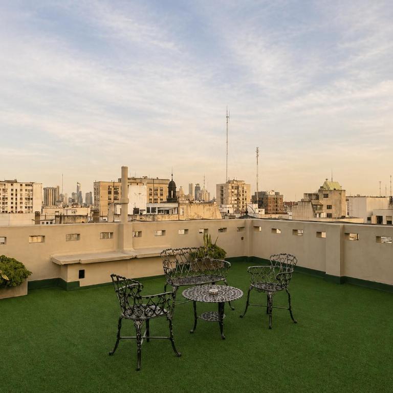 Hotel Lyon by MH - Habitación Triple con terraza - 4