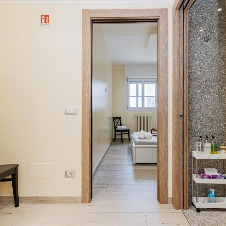 Top Floor 16 Milano - Affitti Brevi Italia - Double Room with Private Bathroom - 8