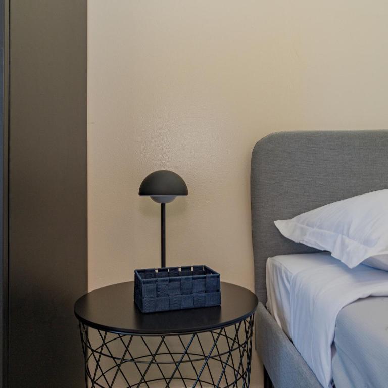 Top Floor 16 Milano - Affitti Brevi Italia - Basic Triple Room with Shared Bathroom - 6