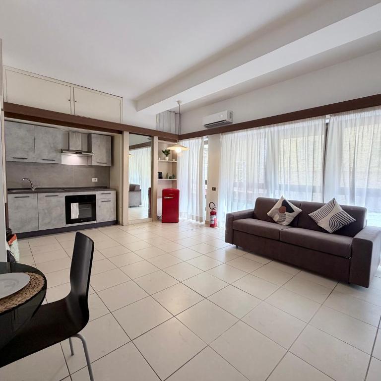 MT Luxury - Monolocale Familiare - 14