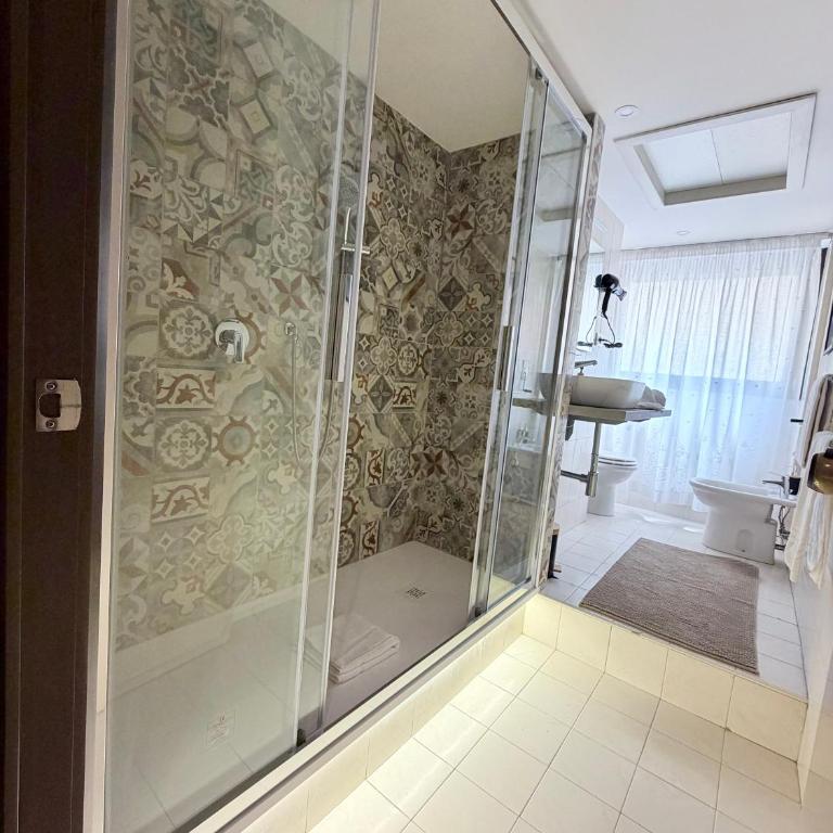 MT Luxury - Monolocale Familiare - 15