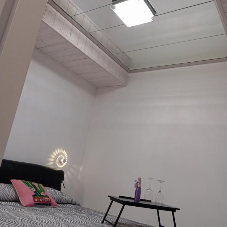 Villa Maldera-case vacanza-loft- loft queen specchio - Habitación Deluxe - 1 cama grande - 31