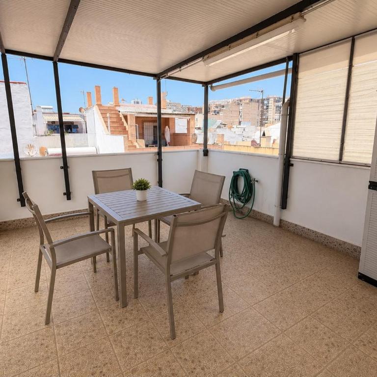 Casa Adosada con Terraza, Solárium y Vistas al Mar - Casa de 2 dormitorios - 10