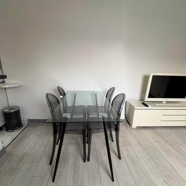 Champs elysees air conditioning - Appartement 1 Chambre - 32