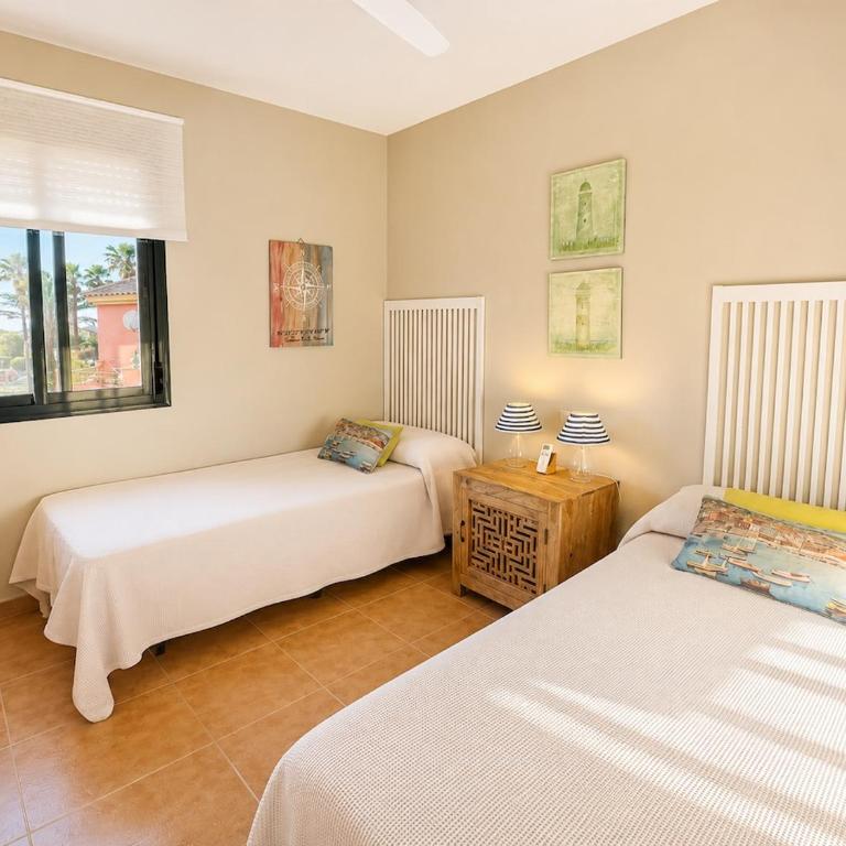 FRONTAL 3D EN 1ª LINEA de PLAYA ZAHARA - Apartamento con 3 dormitorios - Frente al océano - 21
