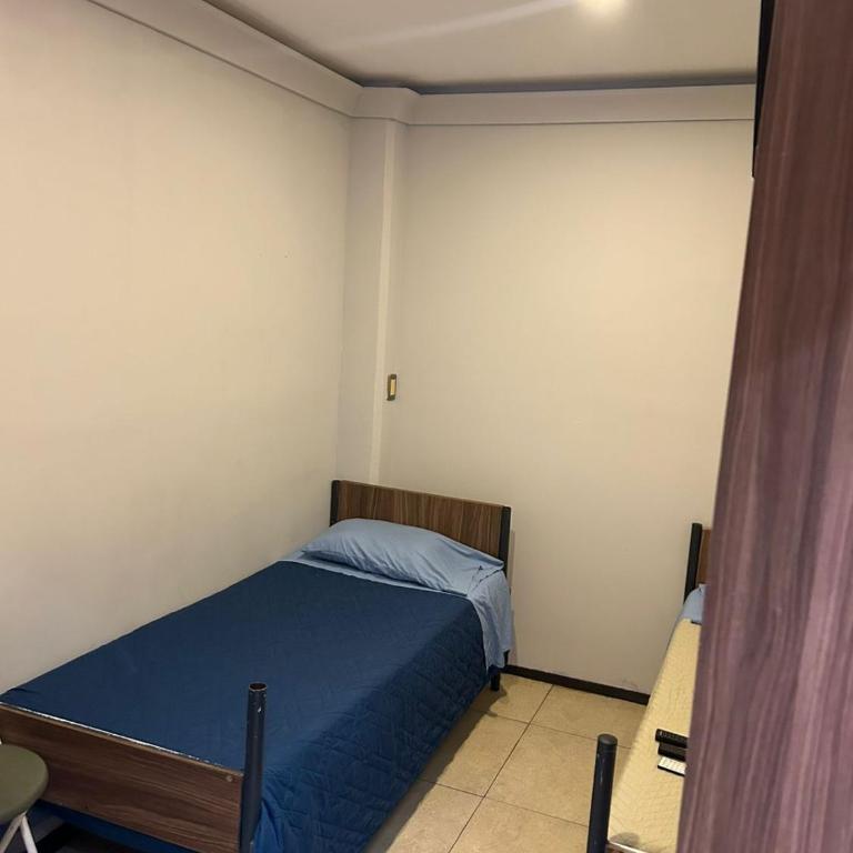 hostal confort Iztapalapa hospedaje económico y cómodo en cdmx - Double or Twin Room with Shared Bathroom - 1