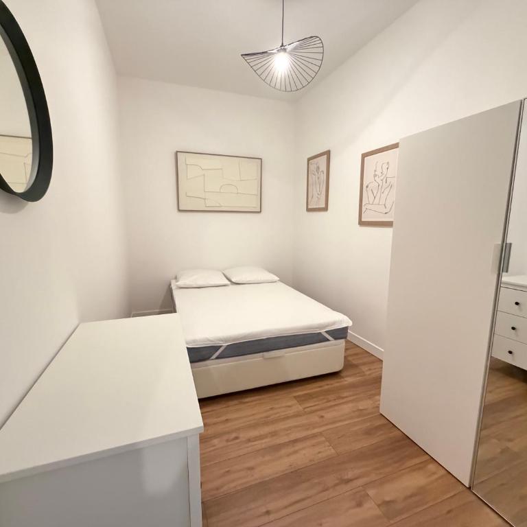 11 rue ROUGUIERE - Appartement 2 Pièces - 3