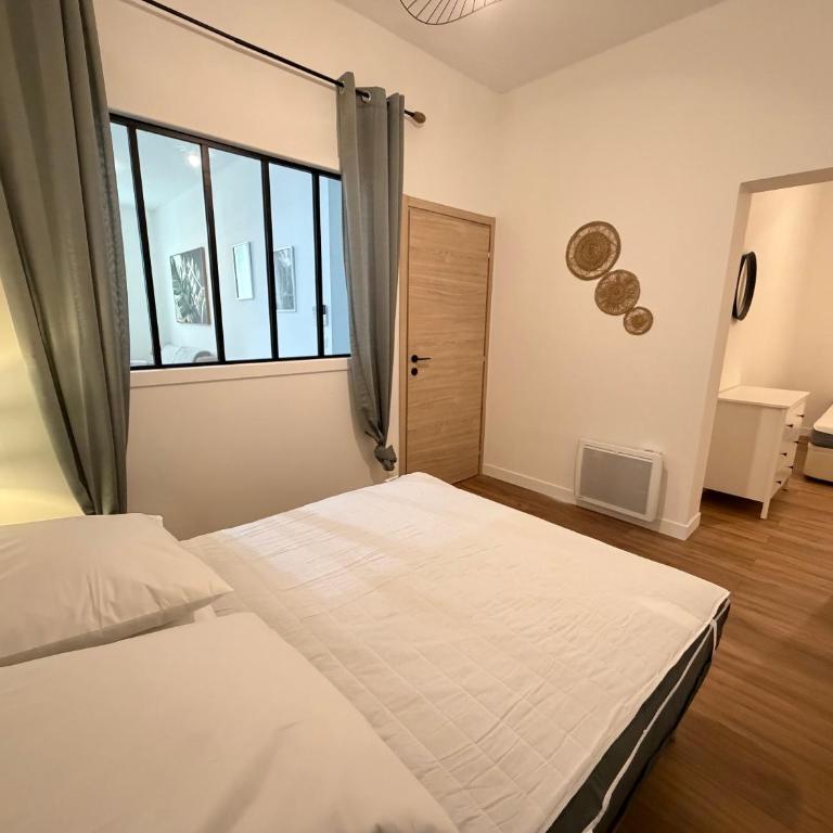 11 rue ROUGUIERE - Appartement 2 Pièces - 4