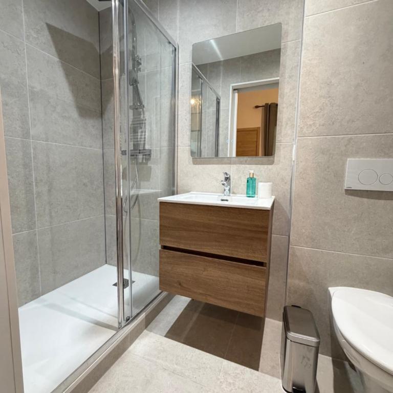 11 rue ROUGUIERE - Appartement 2 Pièces - 14