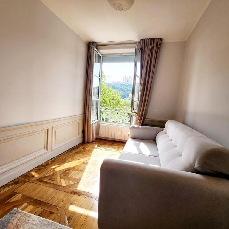 Beautiful apartment on banks of Saône - One-Bedroom Apartment - 16