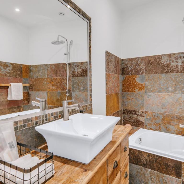 La Grande Terrasse Cannes 4 stars-4BR sleeps 8, 135 sqm apartment - Appartement - 26