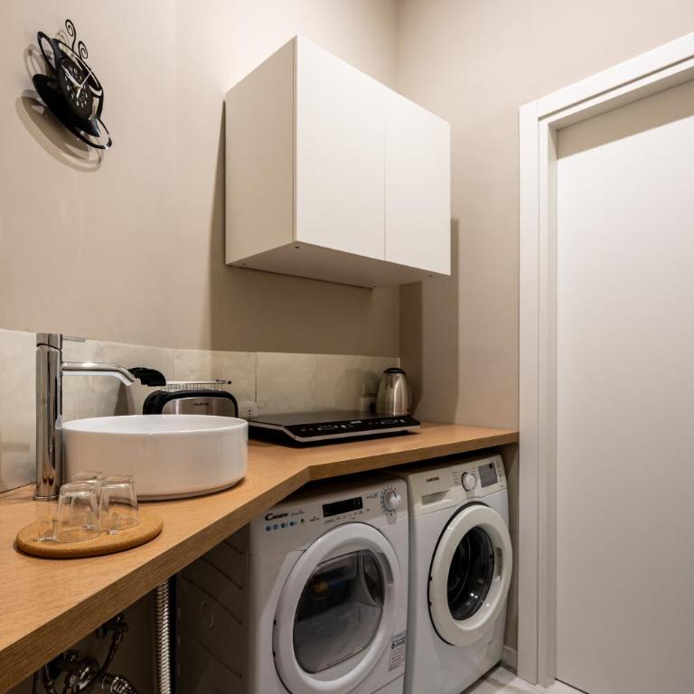 La Cattedrale Grand Apartments Naples Cathedral Historic Center - Appartamento Standard con 2 Camere da Letto - 20