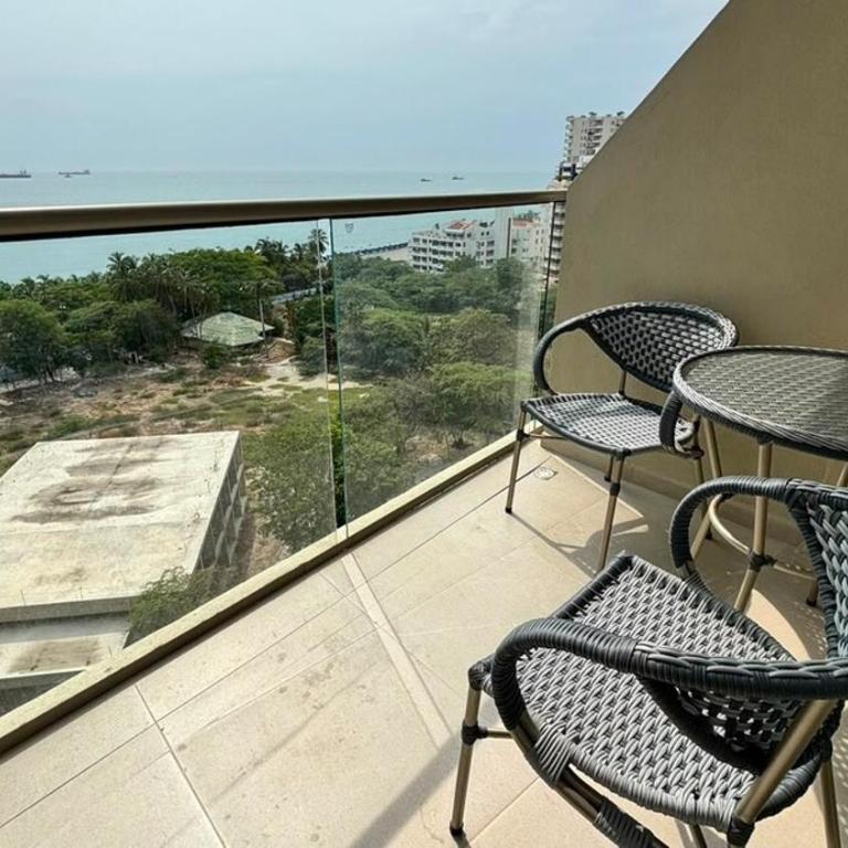 Acogedor Apartamento Con Vista Lateral Al Mar - Two-Bedroom Apartment - 5