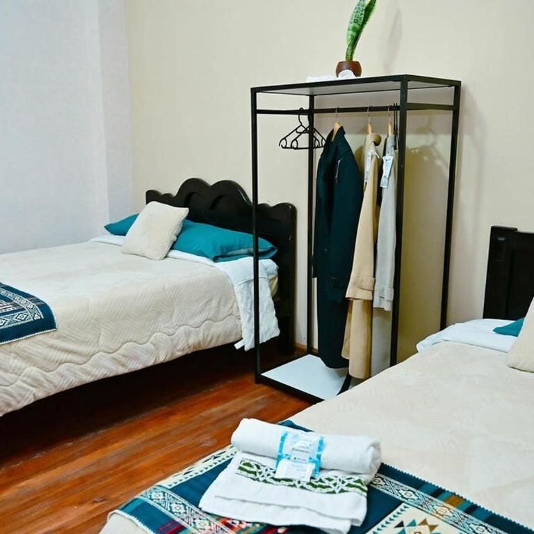 Mini-Suite Duplex en el corazon de Cuenca - Two-Bedroom Apartment - 3