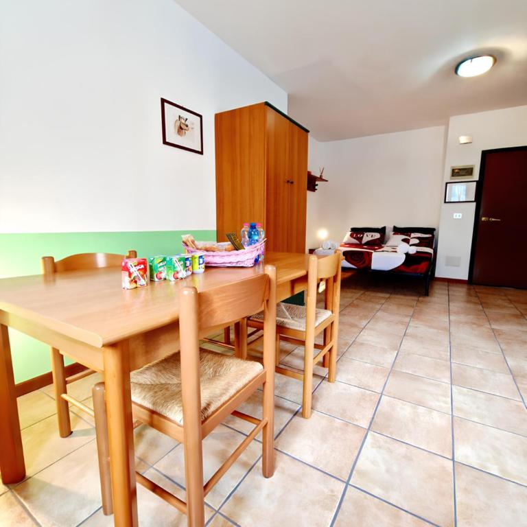 Bernina Next Stop - 30 Steps trains stations - Central Tirano - Maison 1 Chambre - 15