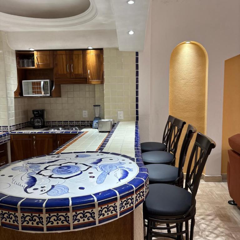 Velas Vallarta Ocean Front Resort - Apartamento con vistas y balcón - 17