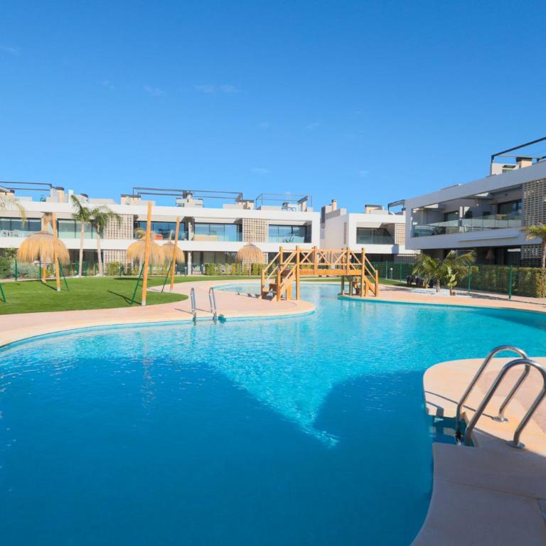 Apartment Casa Paraíso Santa Rosalía Lake & Life - Apartamento de 2 dormitorios con vistas a la piscina - 1