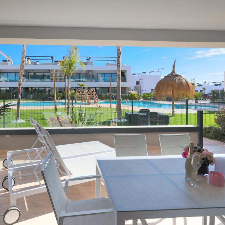 Apartment Casa Paraíso Santa Rosalía Lake & Life - Apartamento de 2 dormitorios con vistas a la piscina - 10