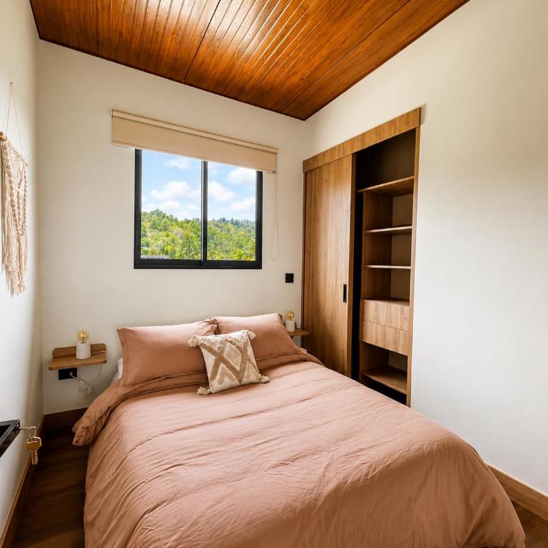 Verso el Retiro - Two-Bedroom Chalet - 13