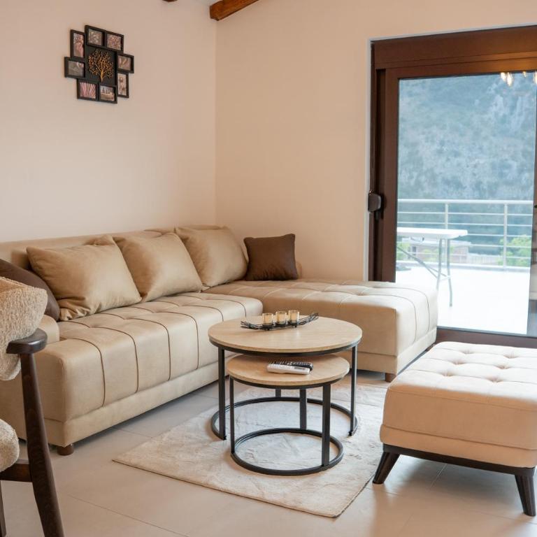 Boka MAJESTIC Apartment - Three-Bedroom Apartment - 5